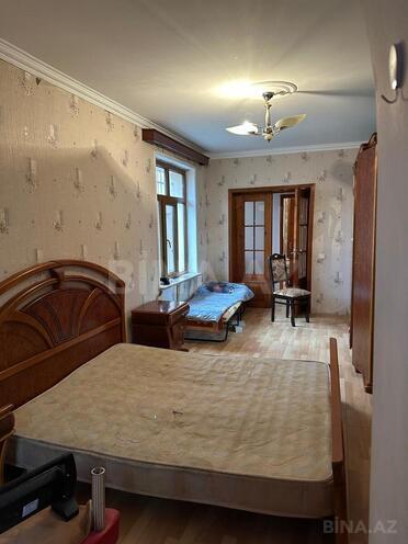 İcarəyə verilir 4 otaqlı köhnə tikili 110 m², Nərimanov r., photo 1 from 13