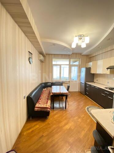 Сдаётся 3-комн. новостройка 130 м², м. Иншаатчылар, photo 13 from 20