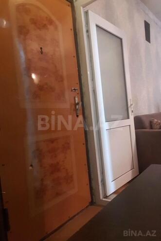 Satılır 1 otaqlı köhnə tikili 50 m², İnşaatçılar m., photo 4 from 8