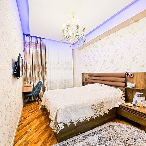 Продаётся 3-комн. новостройка 92 м², м. Кара Караев, photo 4 from 12