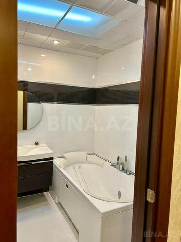 Satılır 5 otaqlı yeni tikili 250 m², 28 May m., photo 26 from 30