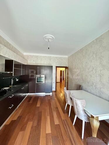 Satılır 5 otaqlı yeni tikili 250 m², 28 May m., photo 19 from 30