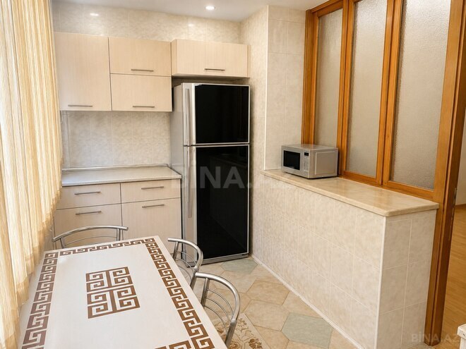 Сдаётся 2-комн. вторичка 52 м², м. Низами, photo 6 from 11