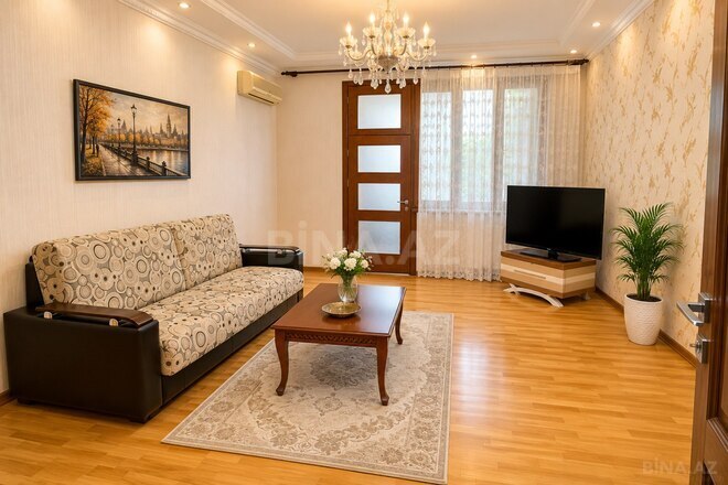Сдаётся 2-комн. вторичка 52 м², м. Низами, photo 3 from 11