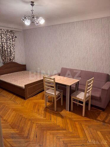 Satılır 1 otaqlı köhnə tikili 40 m², Neftçilər m., photo 1 from 9