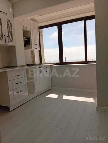 Satılır 2 otaqlı köhnə tikili 65 m², Həzi Aslanov q., photo 1 from 23