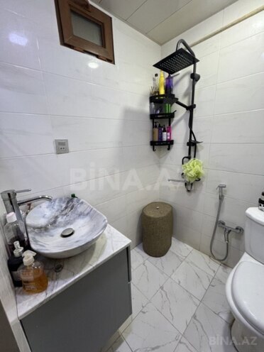 Satılır 2 otaqlı köhnə tikili 36 m², Qara Qarayev m., photo 7 from 12