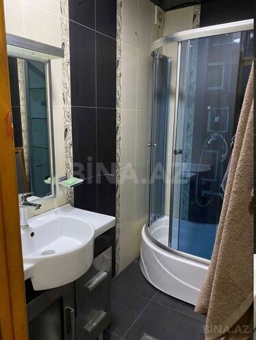 Satılır 2 otaqlı köhnə tikili 65 m², Xalqlar Dostluğu m., photo 9 from 10