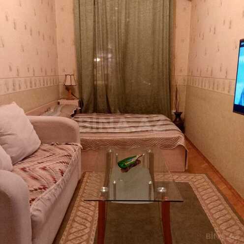 Сдаётся 1-комн. вторичка 33 м², м. Низами, photo 1 from 26