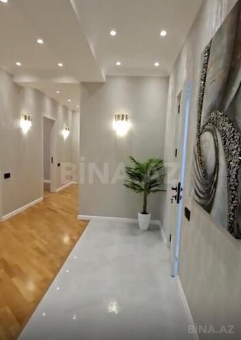 Продаётся 3-комн. новостройка 114 м², м. Ахмедлы, photo 1 from 14