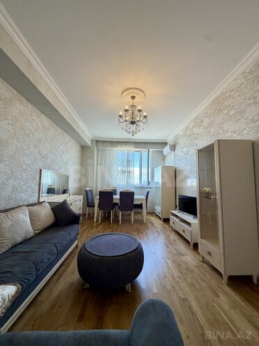 İcarəyə verilir 2 otaqlı yeni tikili 68 m², photo 3 from 11