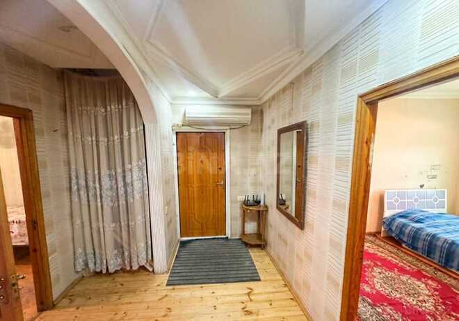 Satılır 4 otaqlı köhnə tikili 75 m², Əhmədli m., photo 1 from 11