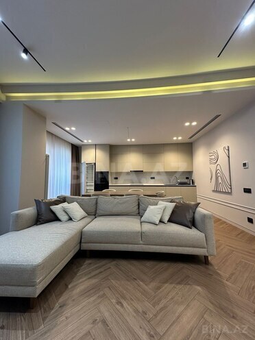 Satılır 4 otaqlı yeni tikili 150 m², Ağ şəhər q., photo 1 from 19