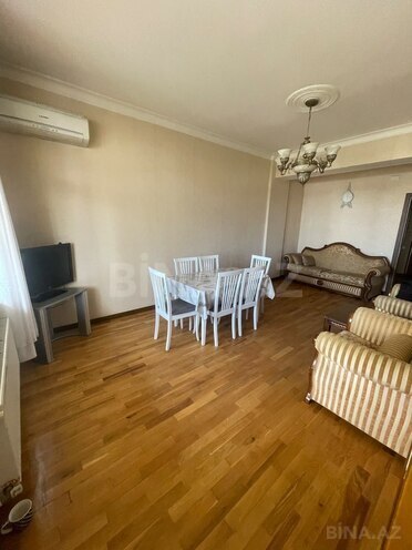 Сдаётся 2-комн. новостройка 77 м², м. Элмляр Академиясы, photo 3 from 14