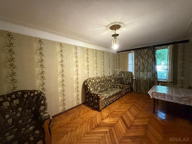 Продаётся 1-комн. вторичка 40 м², м. Нефтчиляр, photo 3 from 11