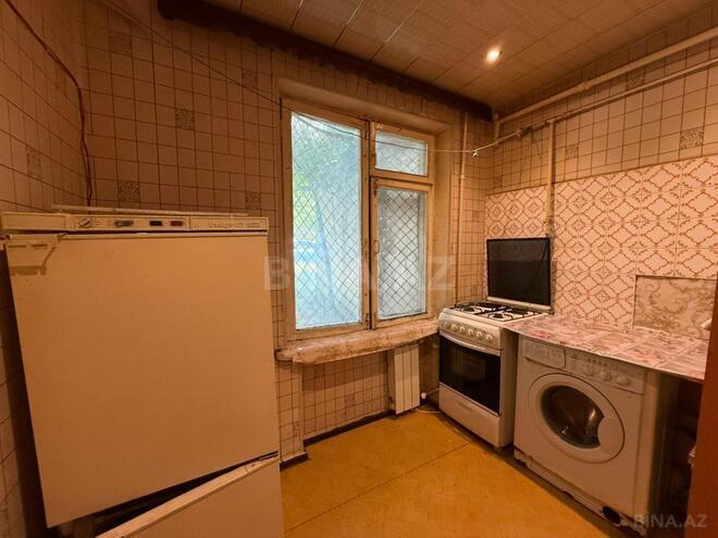 Продаётся 1-комн. вторичка 40 м², м. Нефтчиляр, photo 7 from 11