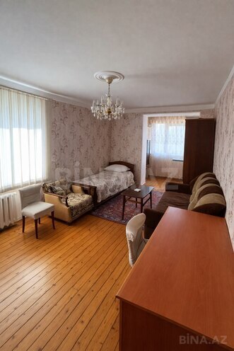 Satılır 1 otaqlı köhnə tikili 40 m², Elmlər Akademiyası m., photo 1 from 11
