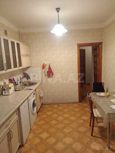 Продаётся 2-комн. вторичка 67 м², м. Элмляр Академиясы, photo 14 from 19