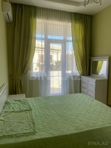 Сдаётся 4-комн. вторичка 140 м², м. Ичеришехер, photo 12 from 18