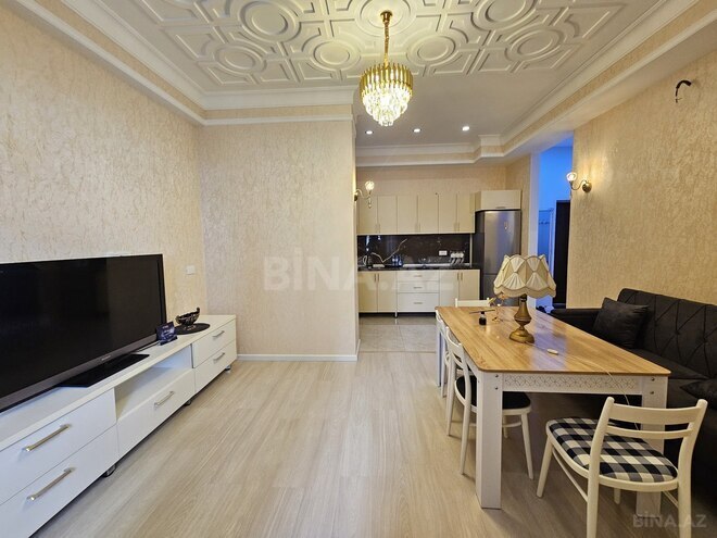 İcarəyə verilir 2 otaqlı yeni tikili 75 m², 28 May m., photo 4 from 12