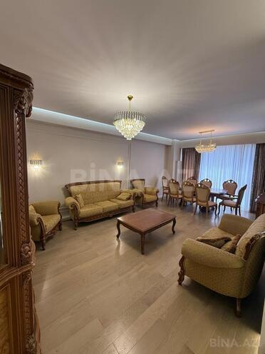 Сдаётся 4-комн. новостройка 140 м², м. Бакмил, photo 1 from 23