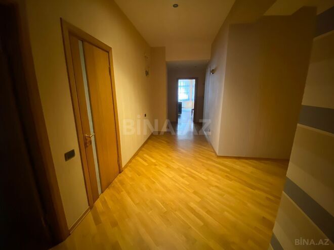 Satılır 4 otaqlı yeni tikili 228 m², 28 May m., photo 23 from 26
