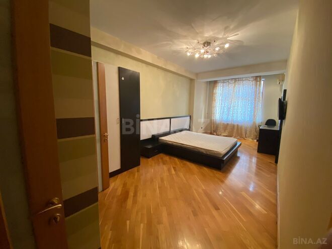 Satılır 4 otaqlı yeni tikili 228 m², 28 May m., photo 22 from 26
