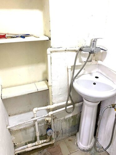 İcarəyə verilir 1 otaqlı köhnə tikili 40 m², Xalqlar Dostluğu m., photo 10 from 12