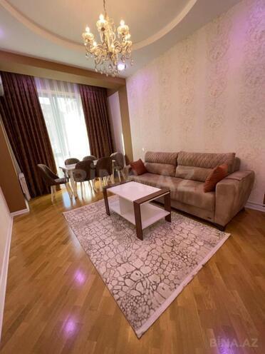 Сдаётся 2-комн. новостройка 60 м², м. Гянджлик, photo 1 from 19