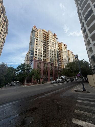 Продаётся 3-комн. новостройка 114 м², м. 28 мая, photo 1 from 8