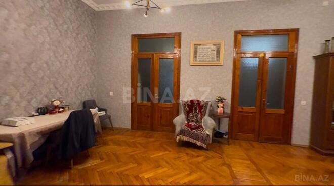 Satılır 4 otaqlı köhnə tikili 130 m², Sahil m., photo 5 from 18