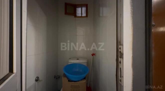 Satılır 4 otaqlı köhnə tikili 130 m², Sahil m., photo 16 from 18