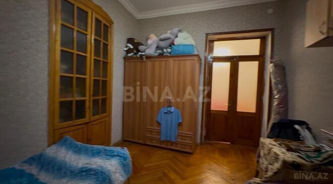 Satılır 4 otaqlı köhnə tikili 130 m², Sahil m., photo 7 from 18
