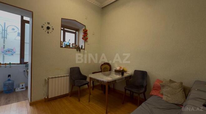 Satılır 4 otaqlı köhnə tikili 130 m², Sahil m., photo 9 from 18