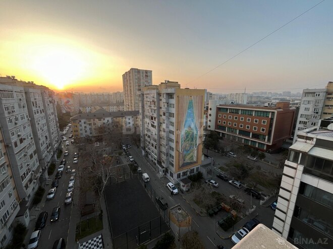 Satılır 3 otaqlı köhnə tikili 110 m², Gənclik m., photo 1 from 26
