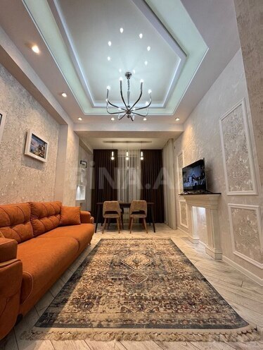 Сдаётся 2-комн. новостройка 70 м², Насиминский  р., photo 1 from 7