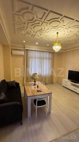 İcarəyə verilir 2 otaqlı yeni tikili 70 m², 28 May m., photo 3 from 8