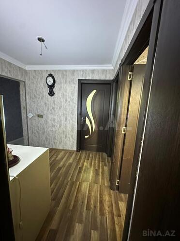 Продаётся 4-комн. вторичка 100 м², м. Нефтчиляр, photo 8 from 17