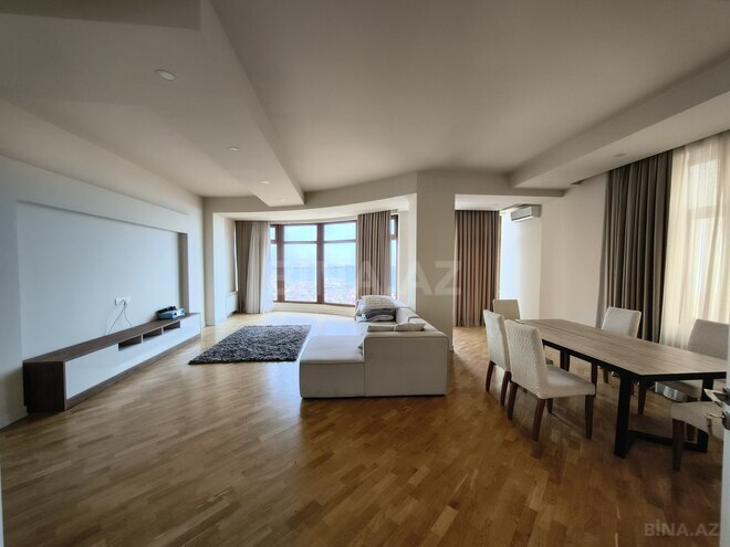 Продаётся 7-комн. дом/дача 550 м², пос. Бадамдар, photo 9 from 32