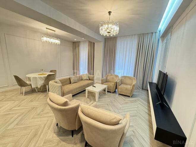 İcarəyə verilir 3 otaqlı yeni tikili 110 m², Ağ şəhər q., photo 1 from 20