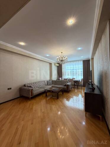 Продаётся 3-комн. новостройка 101 м², м. Ази Асланов, photo 3 from 17