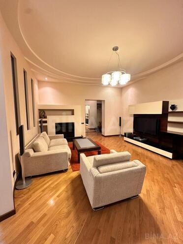 İcarəyə verilir 3 otaqlı köhnə tikili 85 m², 28 May m., photo 5 from 18