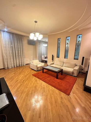 İcarəyə verilir 3 otaqlı köhnə tikili 85 m², 28 May m., photo 3 from 18