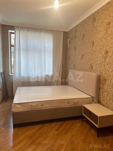 Продаётся 2-комн. новостройка 93 м², м. Элмляр Академиясы, photo 5 from 11