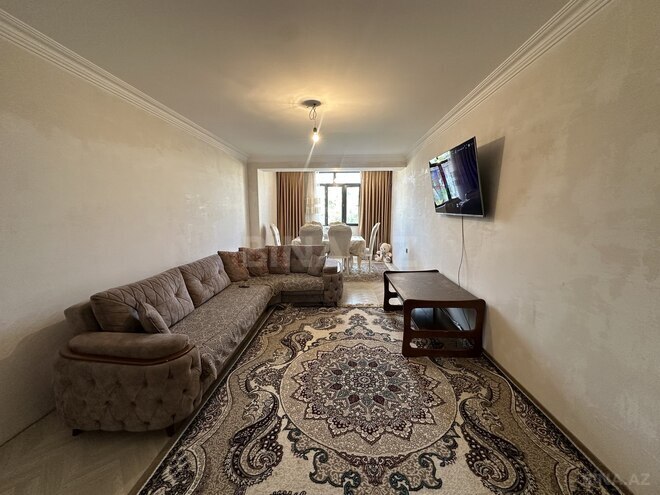 Satılır 3 otaqlı köhnə tikili 90 m², Xalqlar Dostluğu m., photo 1 from 15
