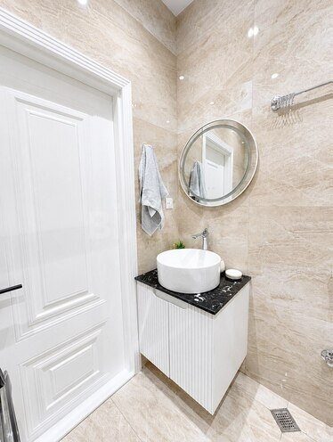 Сдаётся 2-комн. новостройка 70 м², м. 8 ноября, photo 8 from 11