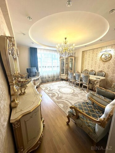 Сдаётся 3-комн. новостройка 100 м², м. Нефтчиляр, photo 4 from 12