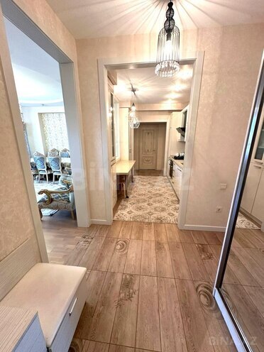 Сдаётся 3-комн. новостройка 100 м², м. Нефтчиляр, photo 11 from 12