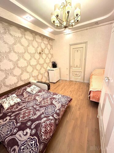 Сдаётся 3-комн. новостройка 100 м², м. Нефтчиляр, photo 7 from 12