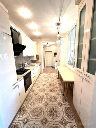 Сдаётся 3-комн. новостройка 100 м², м. Нефтчиляр, photo 8 from 12